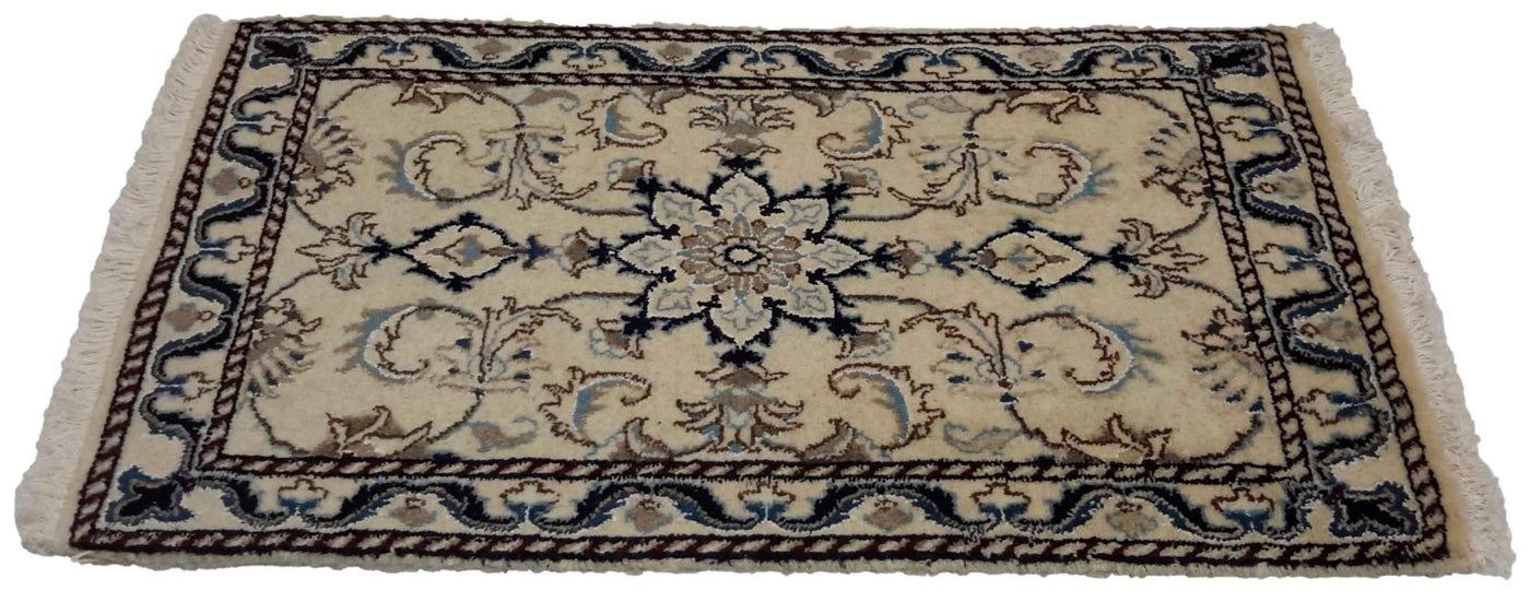 Canvello Hand Made Formal Medallion Silkroad Nain 12 Line Rug - 1'8'' X 2'10'' - Canvello