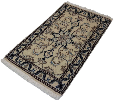 Canvello Hand Made Formal Medallion Silkroad Nain 12 Line Rug - 1'8'' X 2'10'' - Canvello