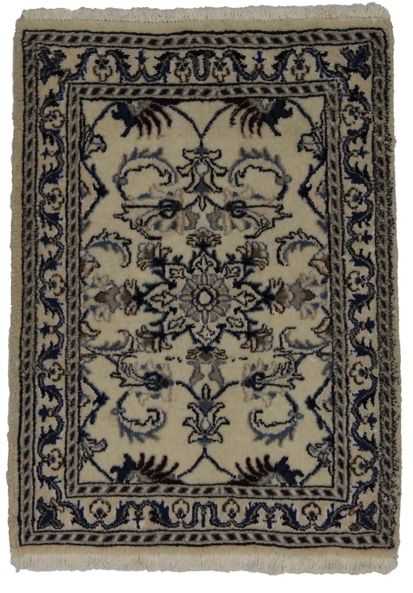 Canvello Hand Made Formal Medallion Silkroad Nain 12 Line Rug - 2'1'' X 2'9'' - Canvello