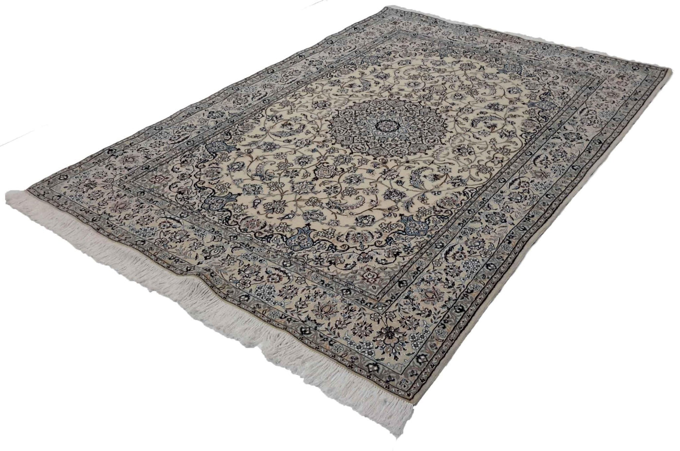 Canvello Hand Made Formal Medallion Silkroad Nain 9 Line Rug - 5'5'' X 7'8'' - Canvello