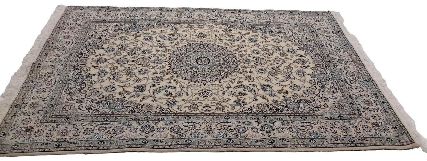 Canvello Hand Made Formal Medallion Silkroad Nain 9 Line Rug - 5'5'' X 7'8'' - Canvello