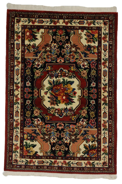 Canvello Hand Made Traditional Medallion Silkroad Bakhtiary Rug - 3'10'' X 5'7'' - Canvello