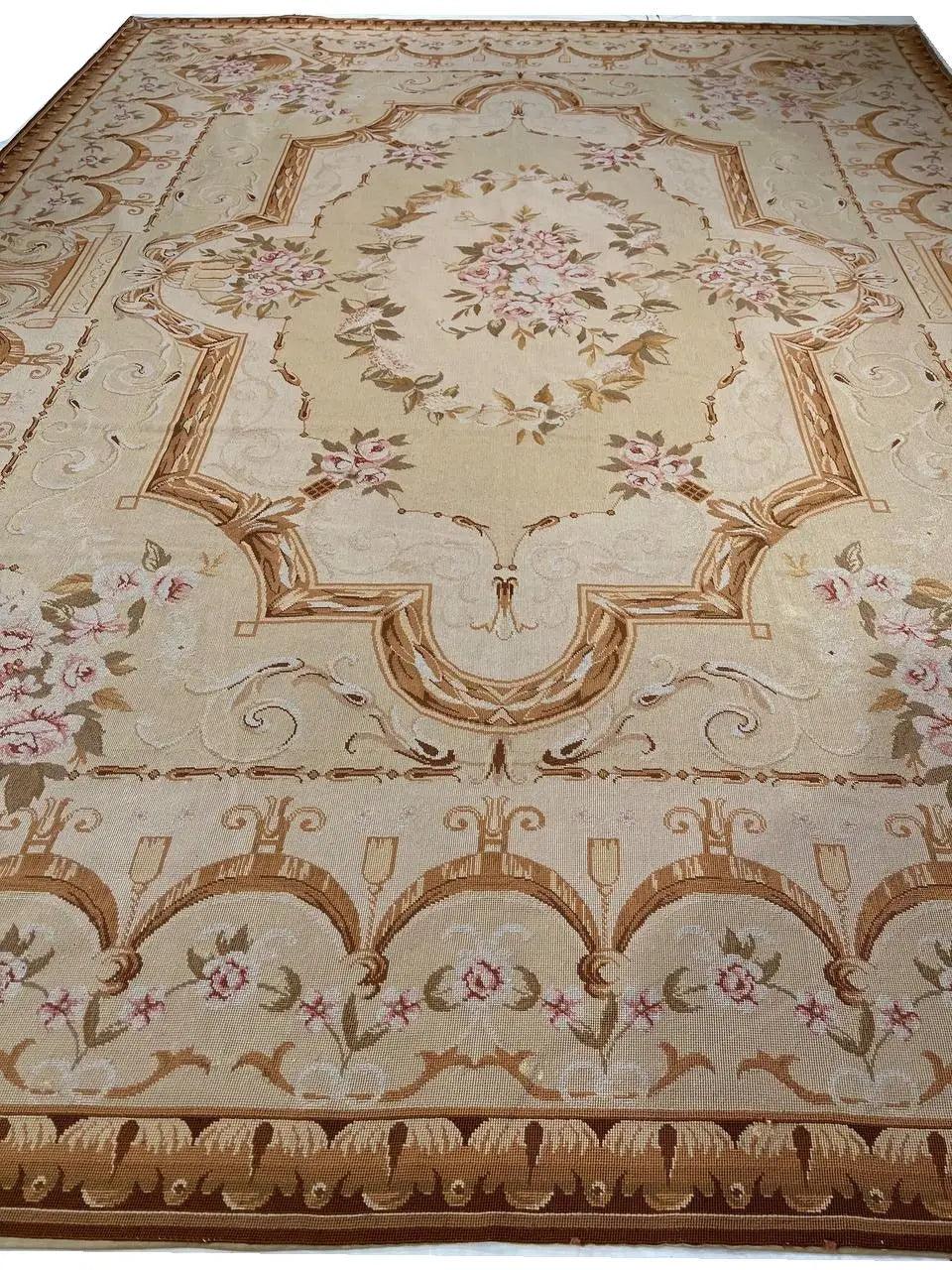 Canvello Handmade Beige Classic Aubusson Rug - 8'4" X 11'4" - Canvello