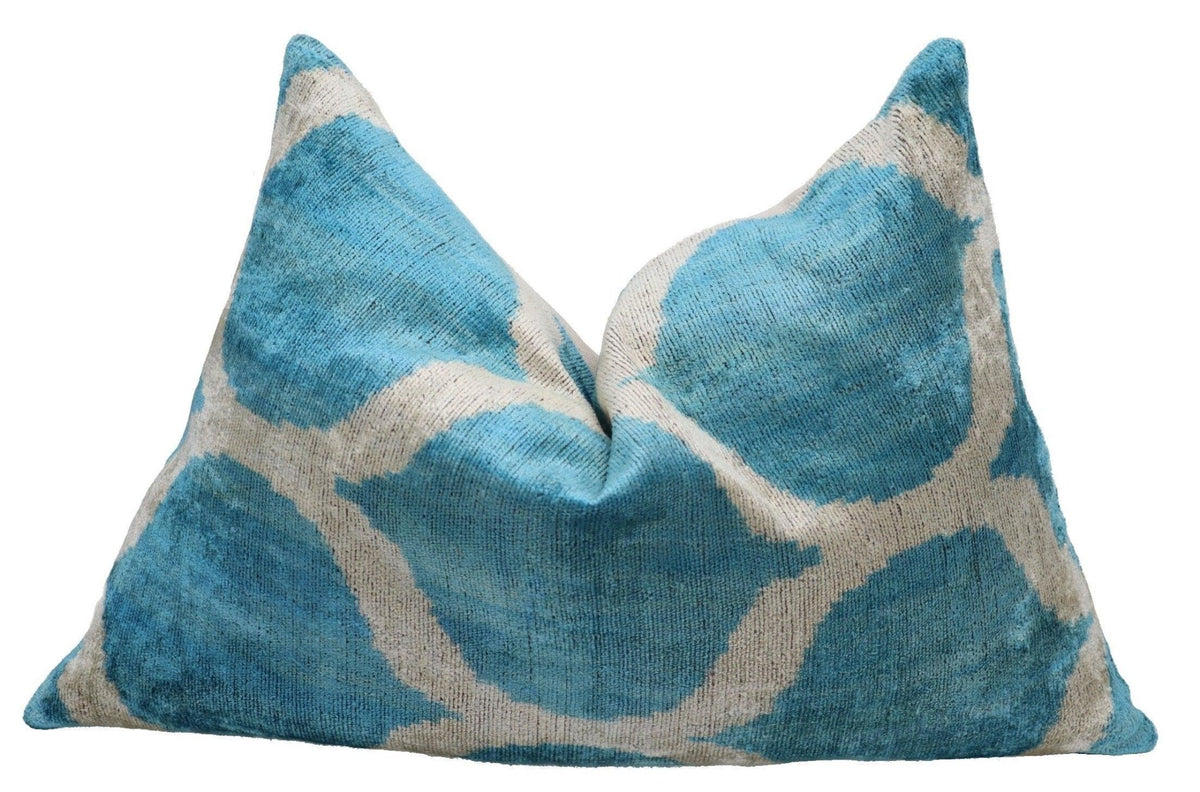 Canvello Handmade Blue Velvet Lumbar Pillow For Sofa - 16x24 in - Canvello