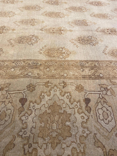 Canvello Ivory Antique Amritsar Rug - 12' X 18' - Canvello