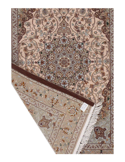 Canvello Ivory Silkroad Isfahan Rug - 4' x 5'6" - Canvello