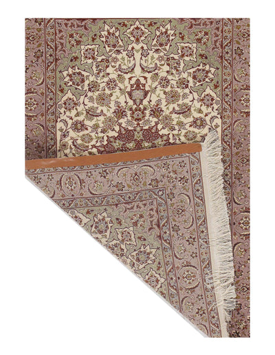 Ivory Persian Isfahan silk & wool Rug - 3'7" X 5'3"