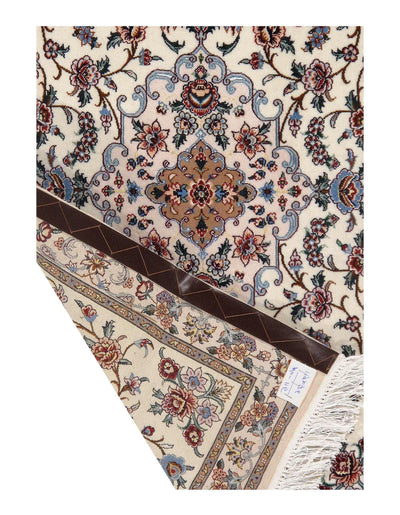 Ivory Persian Isfahan Wool & Silk Rug - 2'6" X 4'