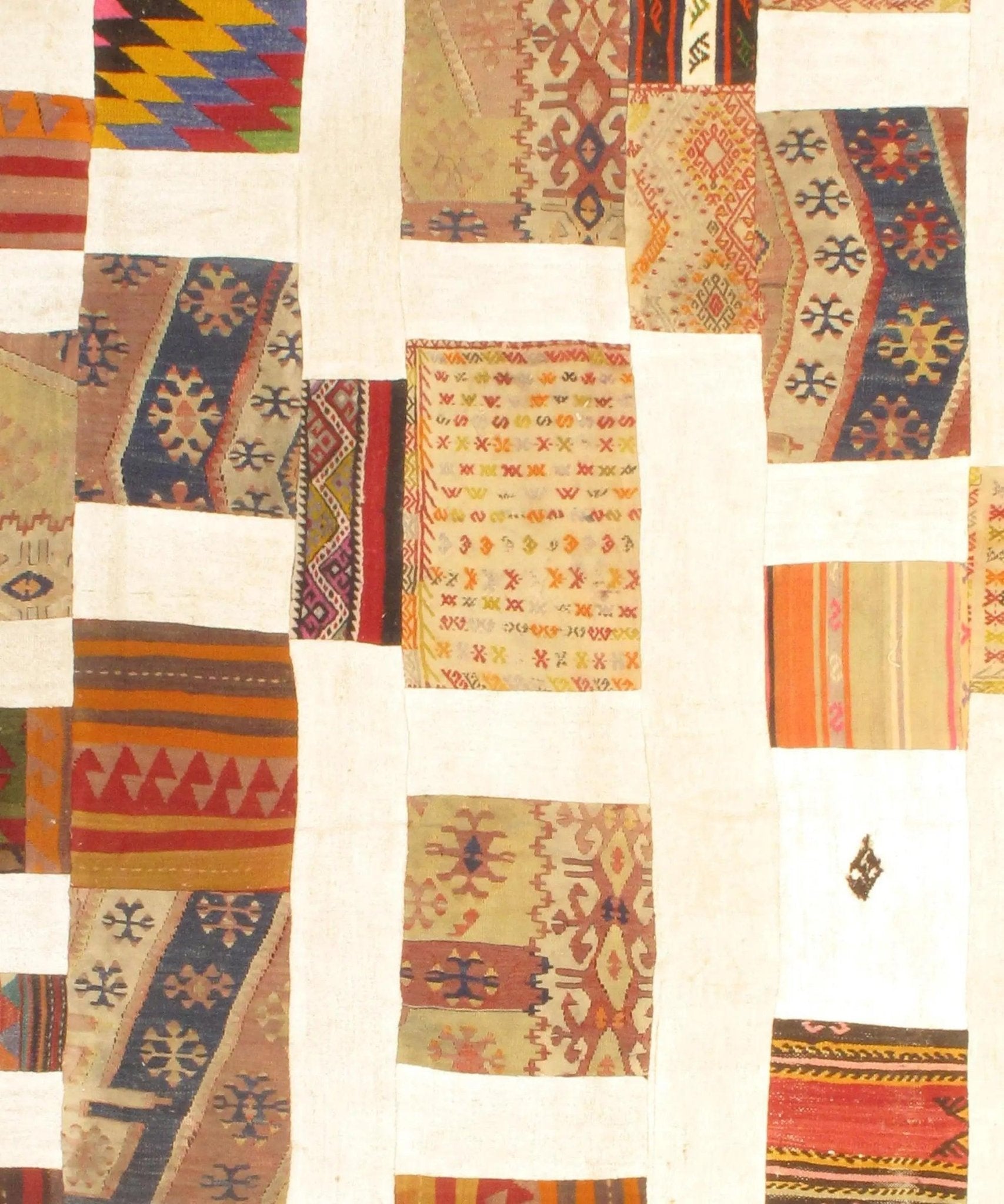 Ivory Turkish Patchwork 8' X 10' - Canvello