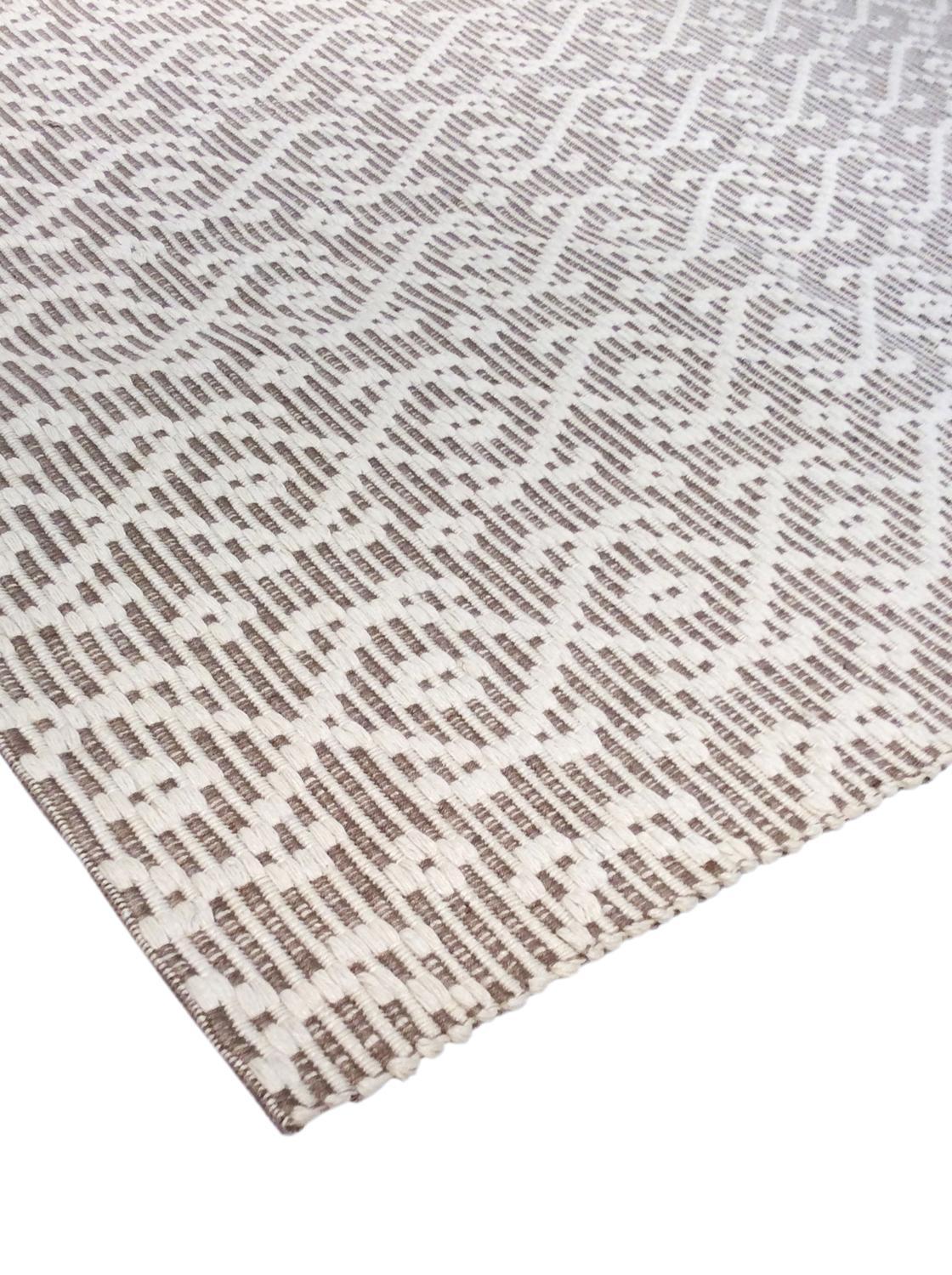 Canvello Modern Hand - Loomed Jute Area Rug - 5' X 8' - Canvello