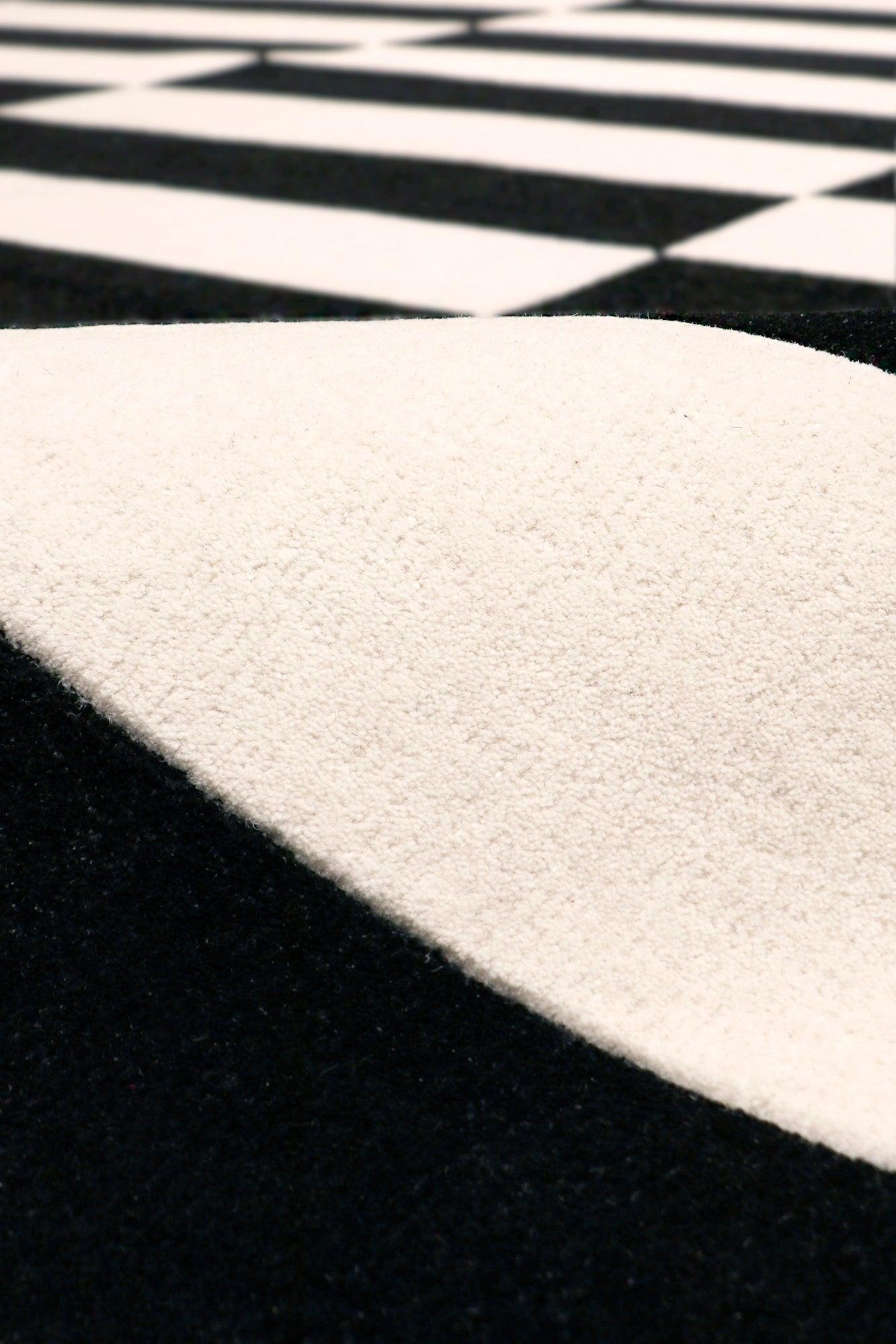Canvello Modern Hand-Tufted White/Black Bsilk & Wool Area Rug- 5' X 8'