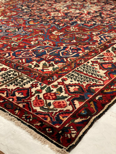 Canvello Persian Bakhtiari Vintage Red Wool Rug - 10'4'' X 14'6''