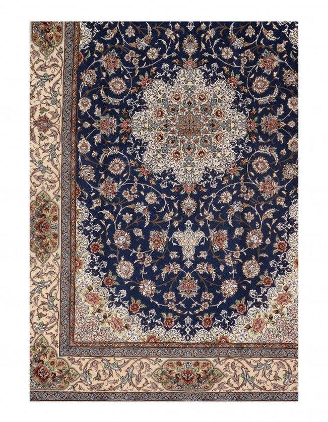 Canvello Persian Isfahan Hand Knotted Silk Rug - 4'2" x 6'7"