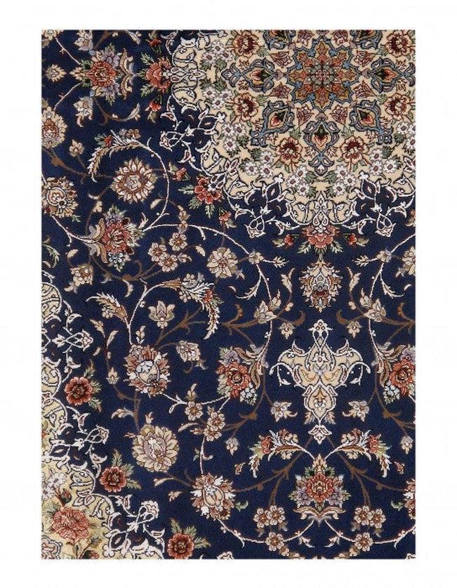 Canvello Persian Isfahan Hand Knotted Silk Rug - 4'2" x 6'7"