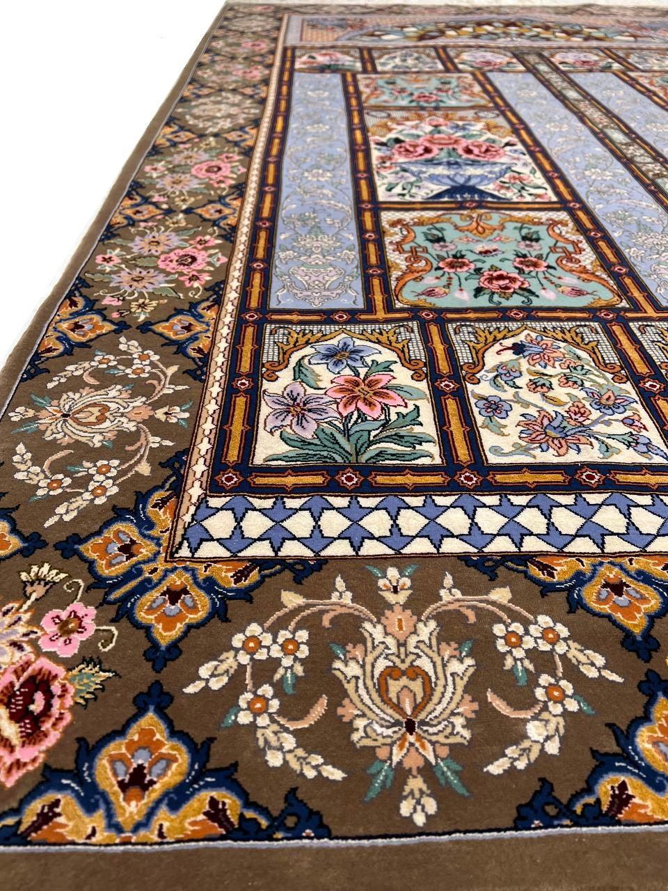 Canvello Super Fine Hand Knotted Persian Silk & Wool Isfahan Rug - 4'7'' X 7'2''