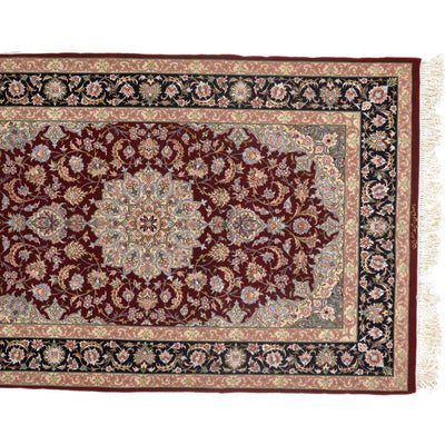 Super Fine Hand-Knotted Wool & Silk Isfahan rug 3'5" x 5'4"