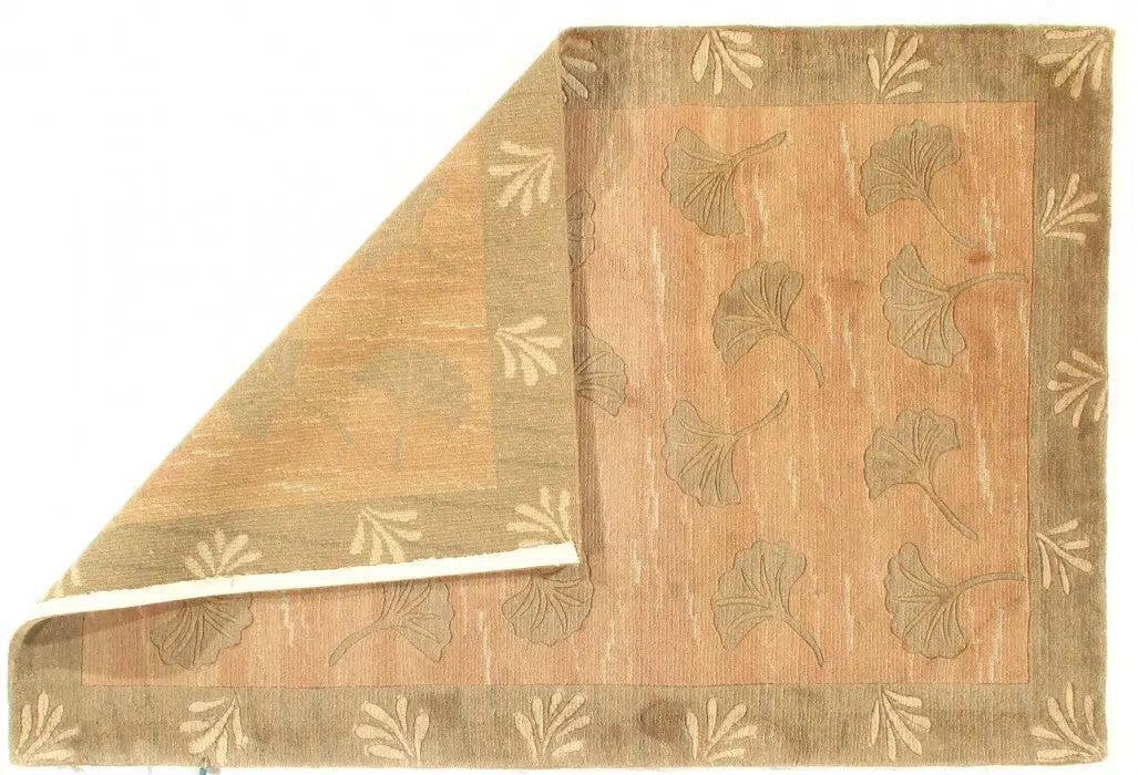 Canvello Tibetan Japanese Leaf Wool Rug - 4′1" × 6′1" - Canvello