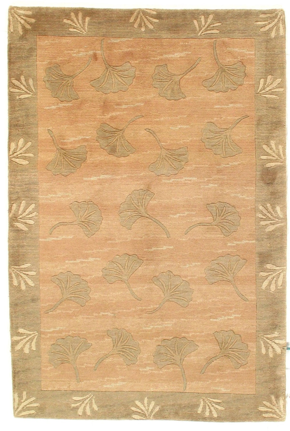 Canvello Tibetan Japanese Leaf Wool Rug - 4′1" × 6′1"