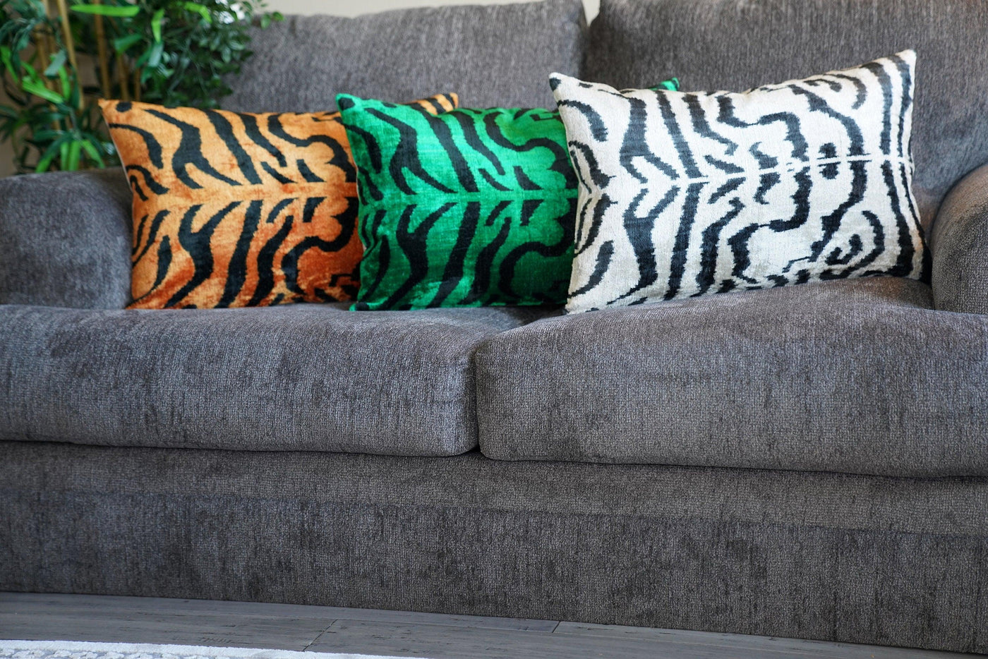 Canvello Tiger-Print Decorative Throw Pillows Sets | 16x24 in | Set of 3