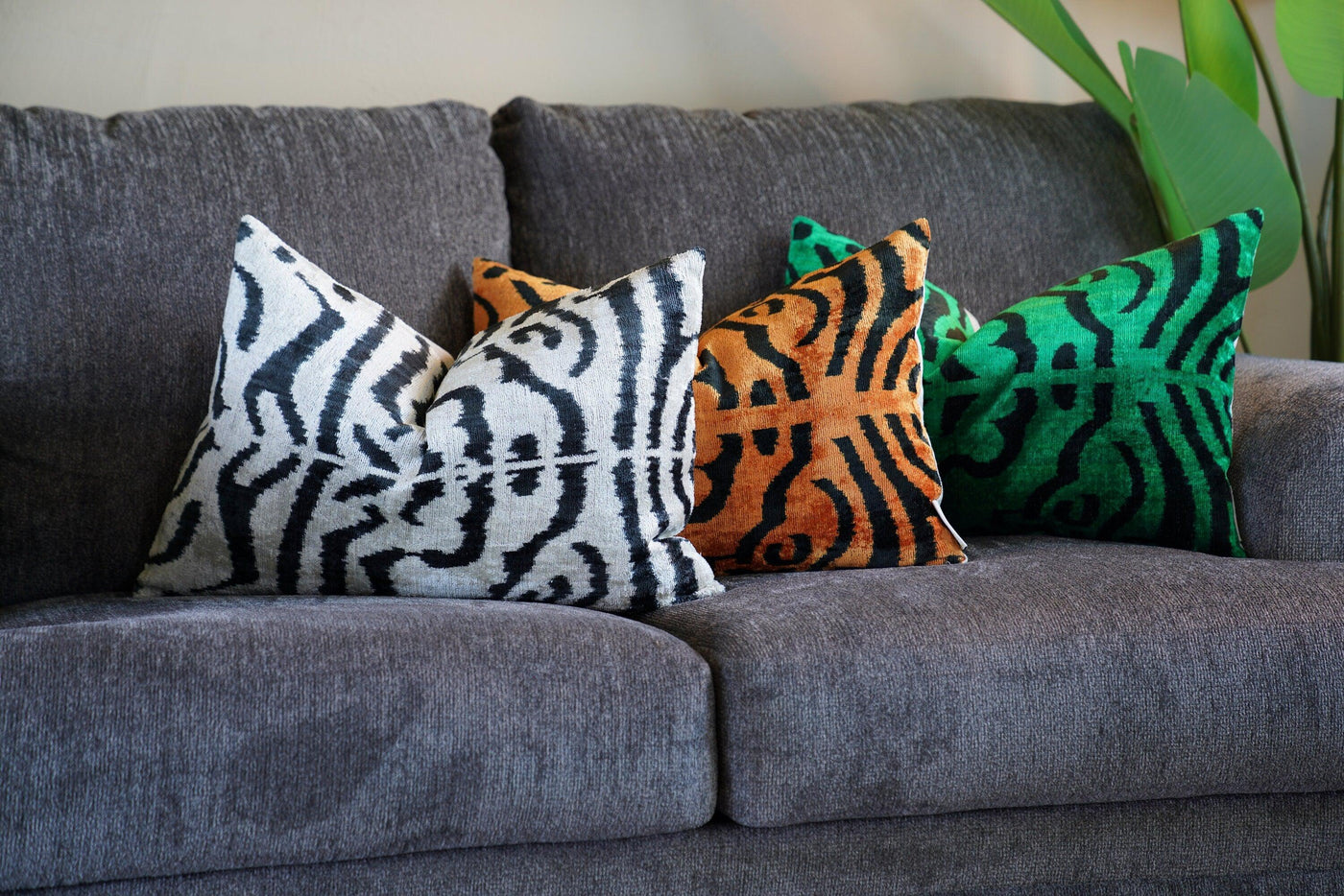 Canvello Tiger-Print Decorative Throw Pillows Sets | 16x24 in | Set of 3