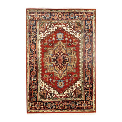 Traditional Fine Serapi Design Hand-Knotted Rug - 4' X 6'