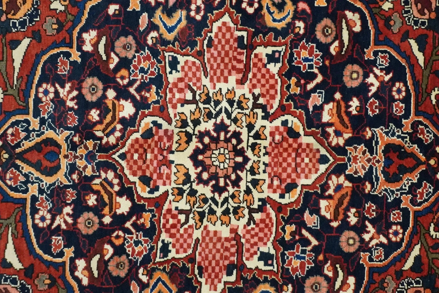 Canvello Transitional Medallion Silkroad Bakhtiari Rug - 8'6'' X 11'9'' - Canvello