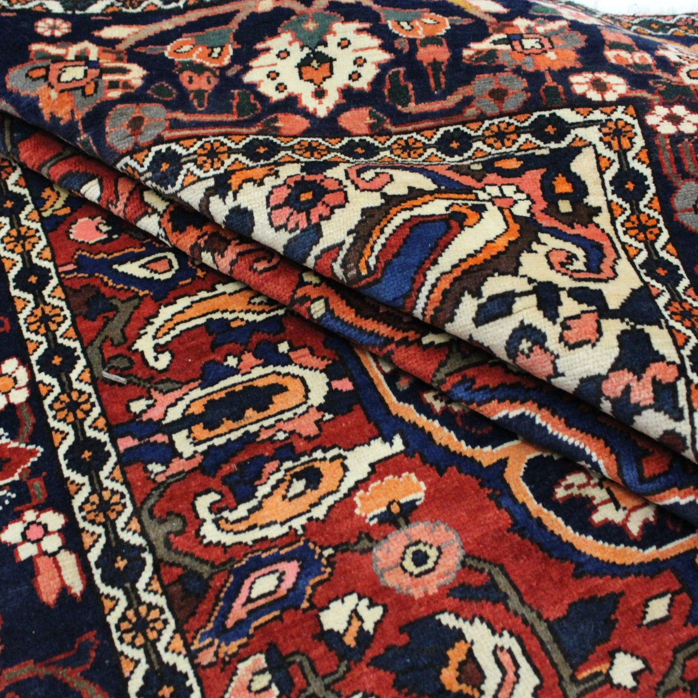 Canvello Transitional Medallion Silkroad Bakhtiari Rug - 8'6'' X 11'9'' - Canvello