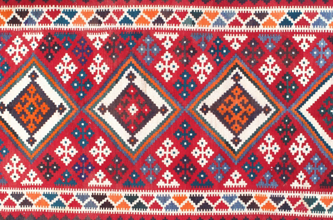 Canvello Vintage Silkroad Shiraz Red Kilim Rug - 4'8'' X 9'5'' - Canvello